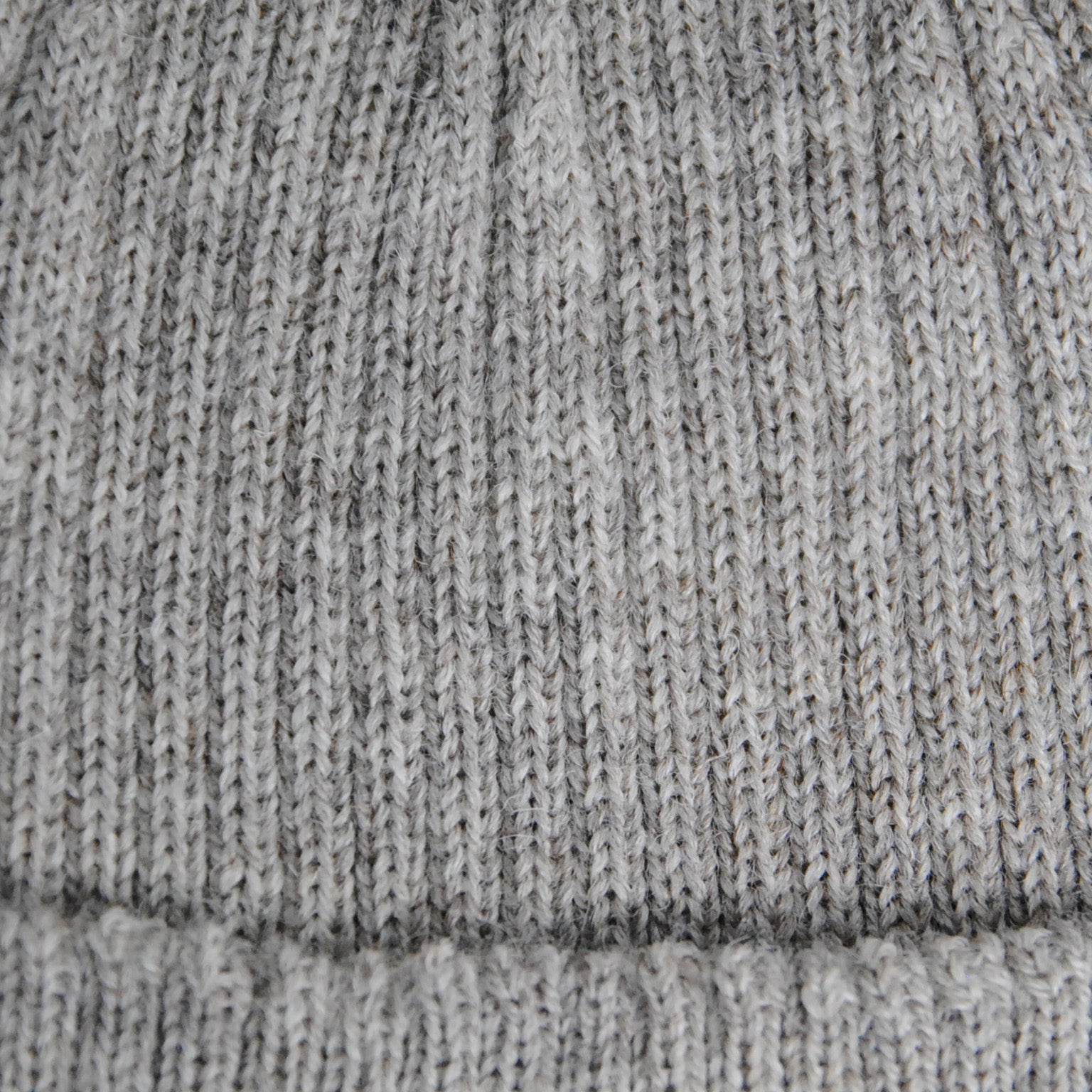 British Wool Light-Weight Ribbed Beanie