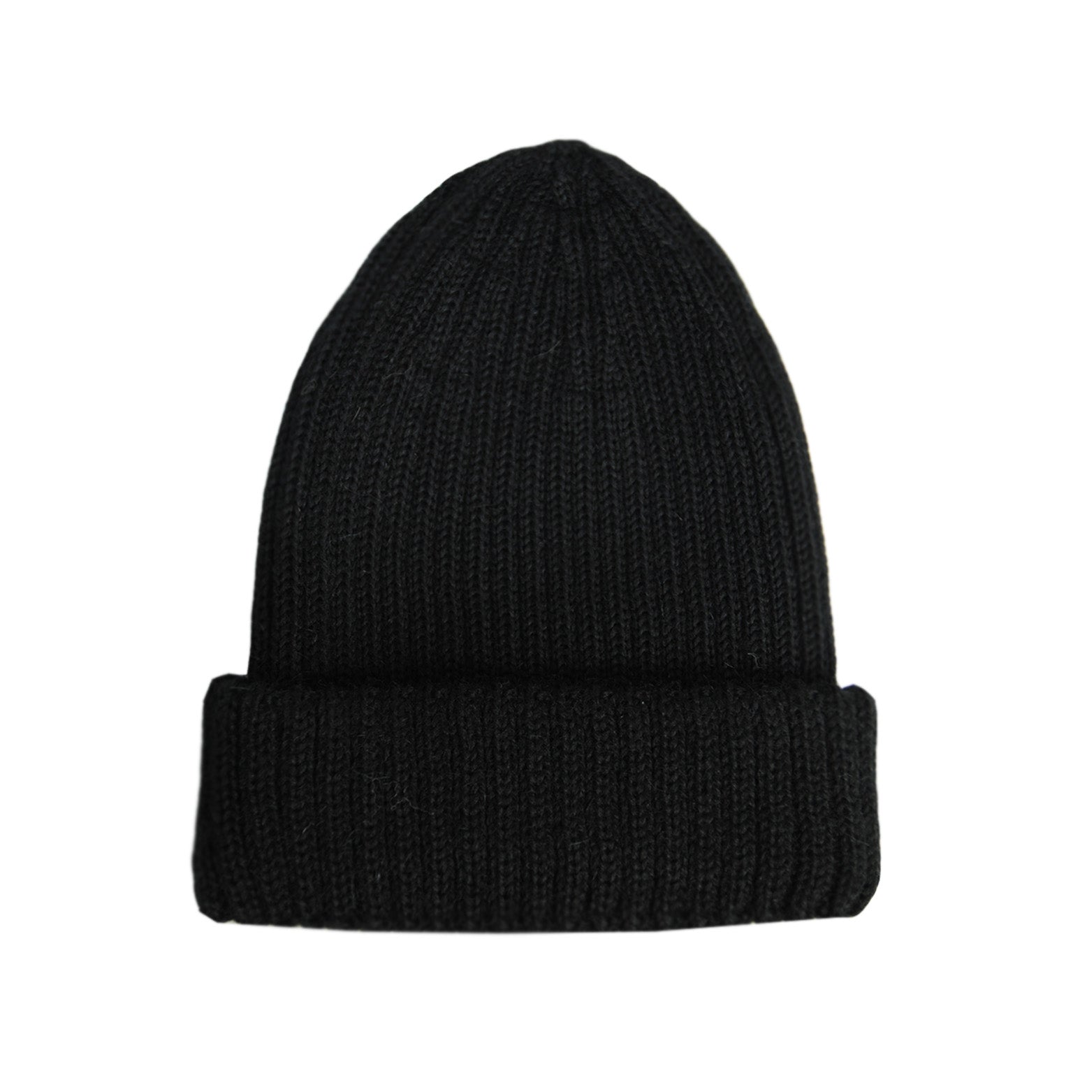 black knitted beanie