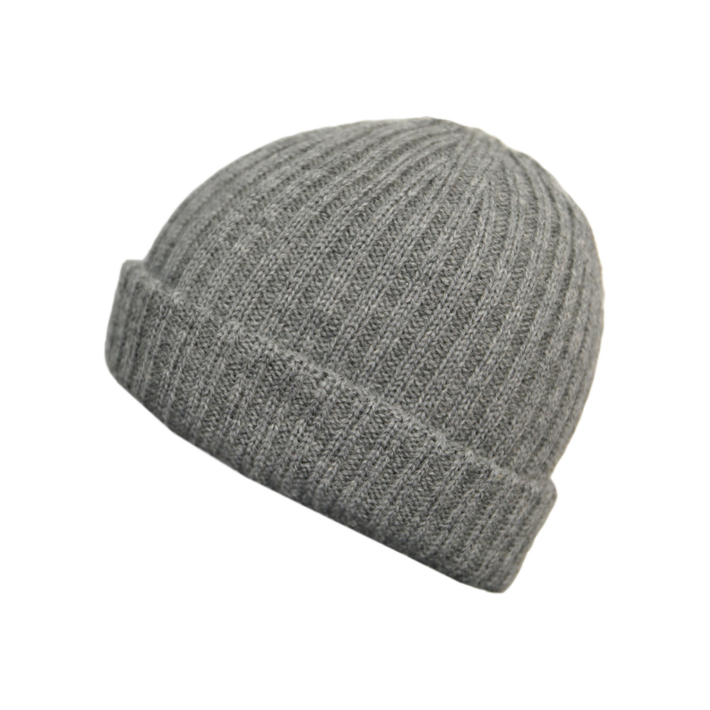grey knitted beanie