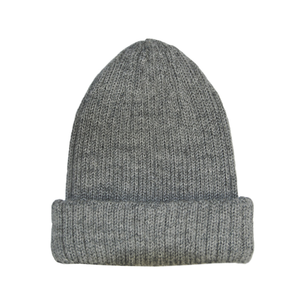 grey knitted beanie